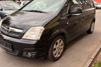 Opel Meriva 229.000 km 900 &euro; FRANKFURT 65933