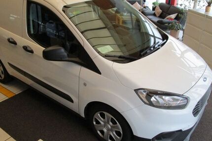 Ford Tourneo Courier 25.000 km 11.990 &euro; Dessau-Roßlau 06847