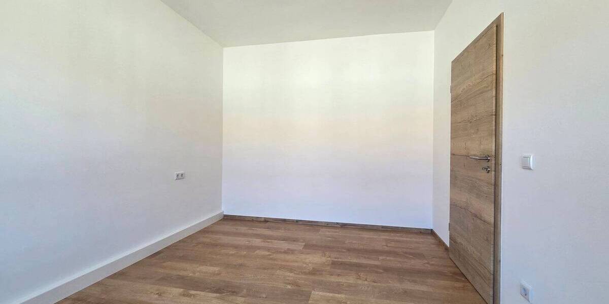 Etagenwohnung Senftenberg - 2 Zimmer, 57 m&sup2;, 460&euro; | Angebot:26834369
