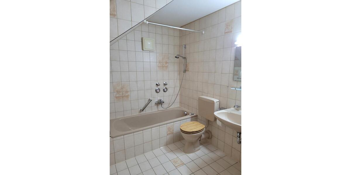 Etagenwohnung Meckenbeuren - 2 Zimmer, 50 m&sup2;, 650&euro; | Angebot:25498362