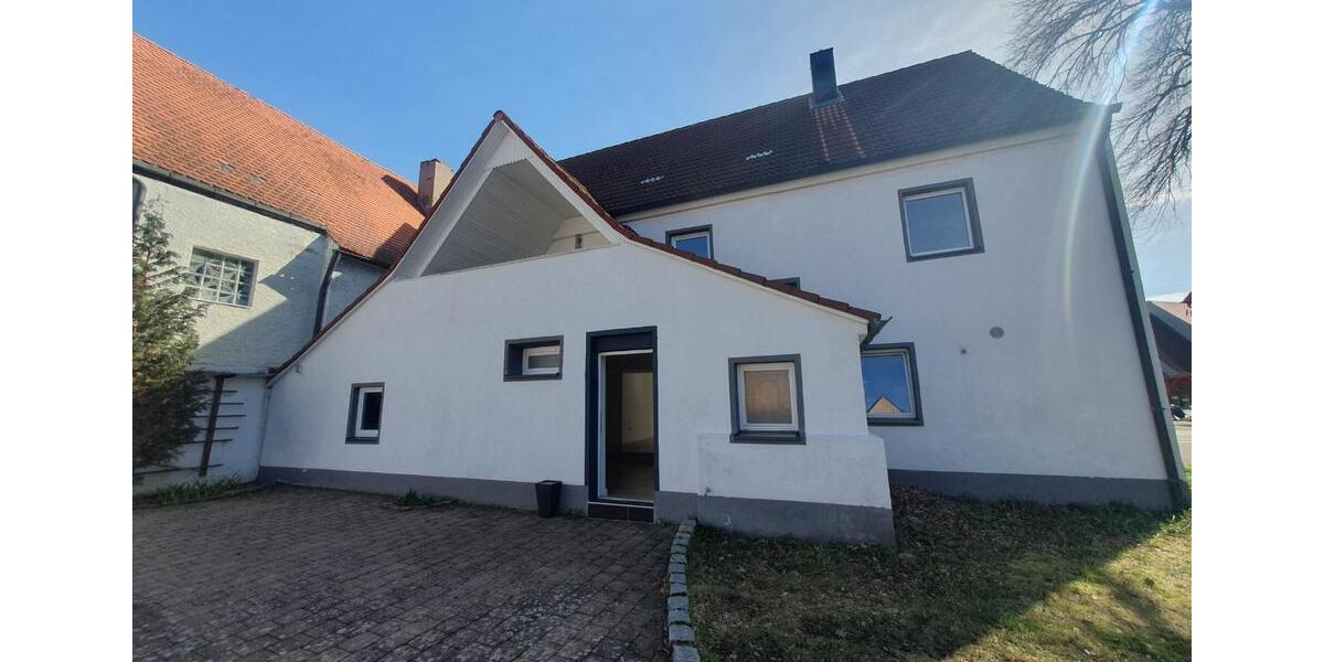 Einfamilienhaus Abenberg - 7 Zimmer, 194 m&sup2;, 325.000&euro; | Angebot:26049161