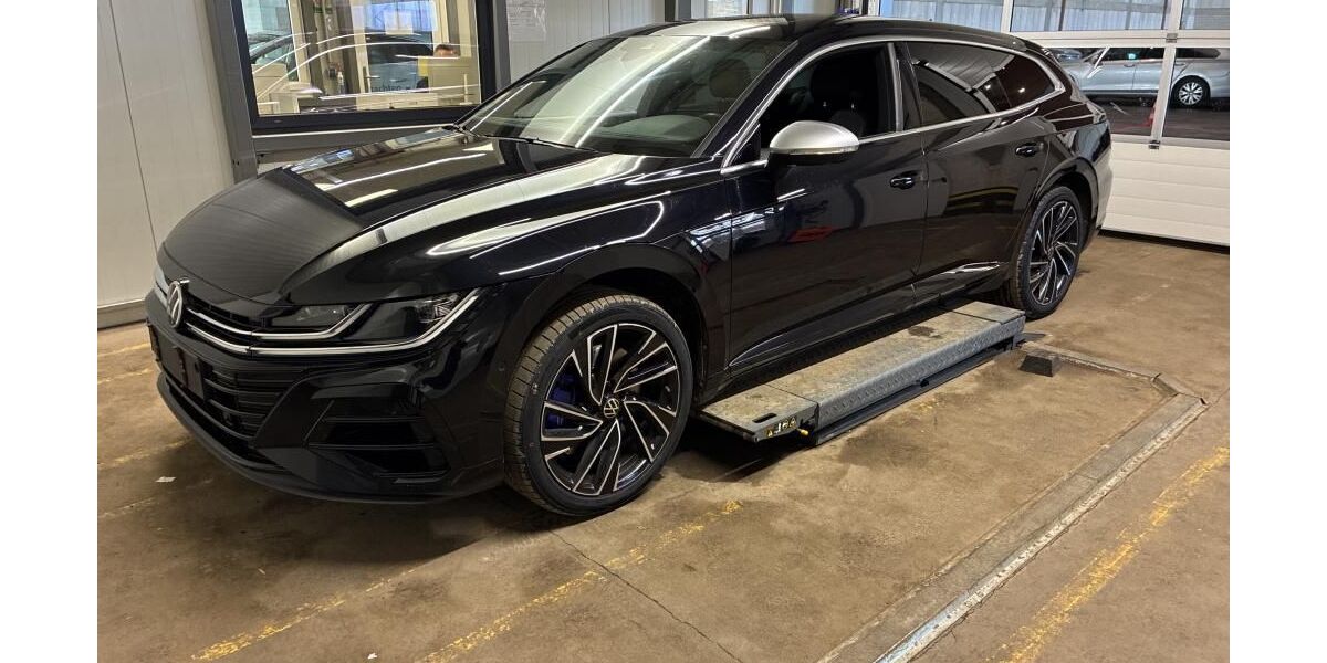 VW Arteon 105.506 km 28.680 &euro; Hamm 59067