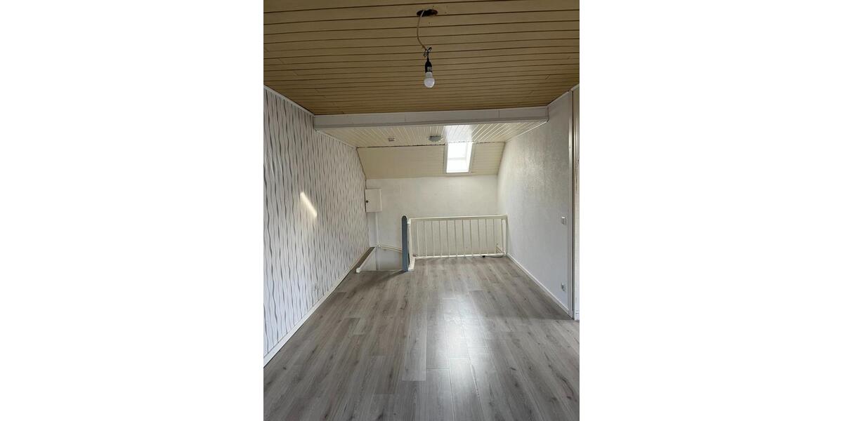 Einfamilienhaus Ottweiler - 3 Zimmer, 90 m&sup2;, 675&euro; | Angebot:25439582