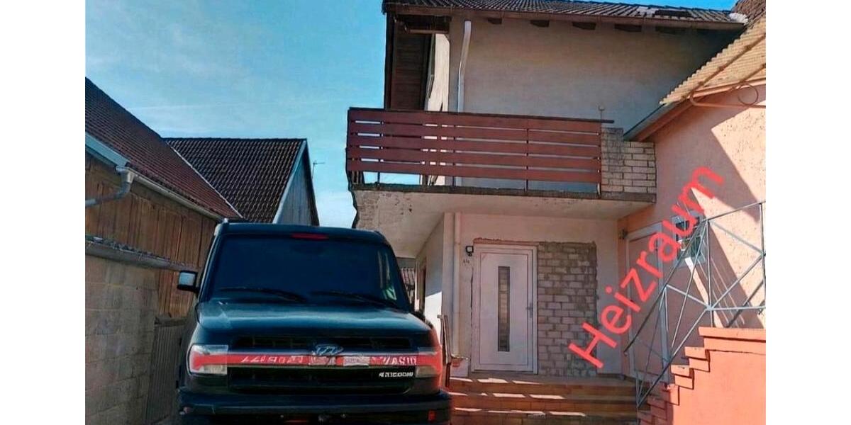 Einfamilienhaus Bad Königshofen im Grabfeld - 5 Zimmer, 176 m&sup2;, 99.000&euro; | Angebot:24655328