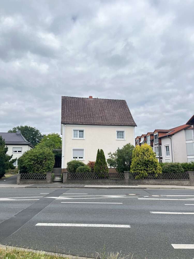 Haus zum Mieten in Gießen 1.370 € 150 m²
