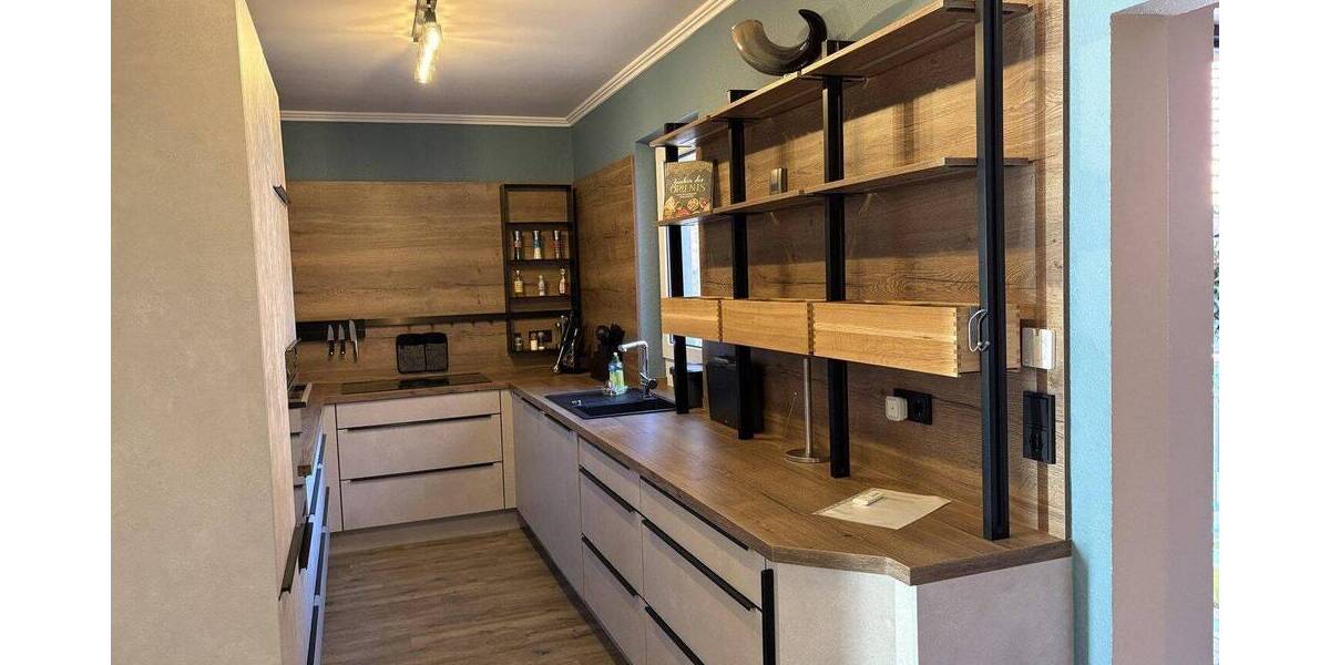 Mehrfamilienhaus, Wohnhaus Hage - 3 Zimmer, 120 m&sup2;, 1.799&euro; | Angebot:26915828