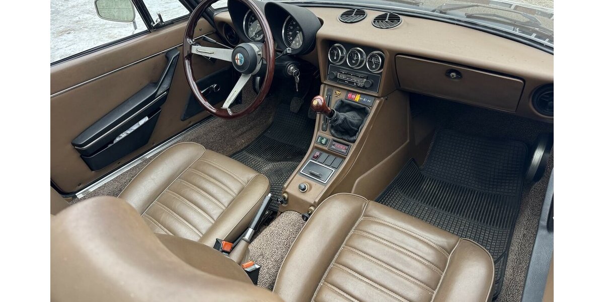 Alfa Romeo Spider 2000 1. Hand H-Zulassung echte 86 tkm 85.560 km 29.999 &euro; Hamburg 22339