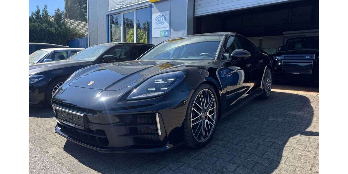 Porsche Panamera 6.999 km 132.899 &euro; Bielefeld 33609