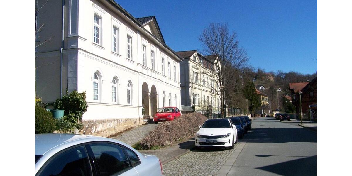 biete schöne Wohnung in Rudolstadt gegen private Pflegeleistung 3 zimmer