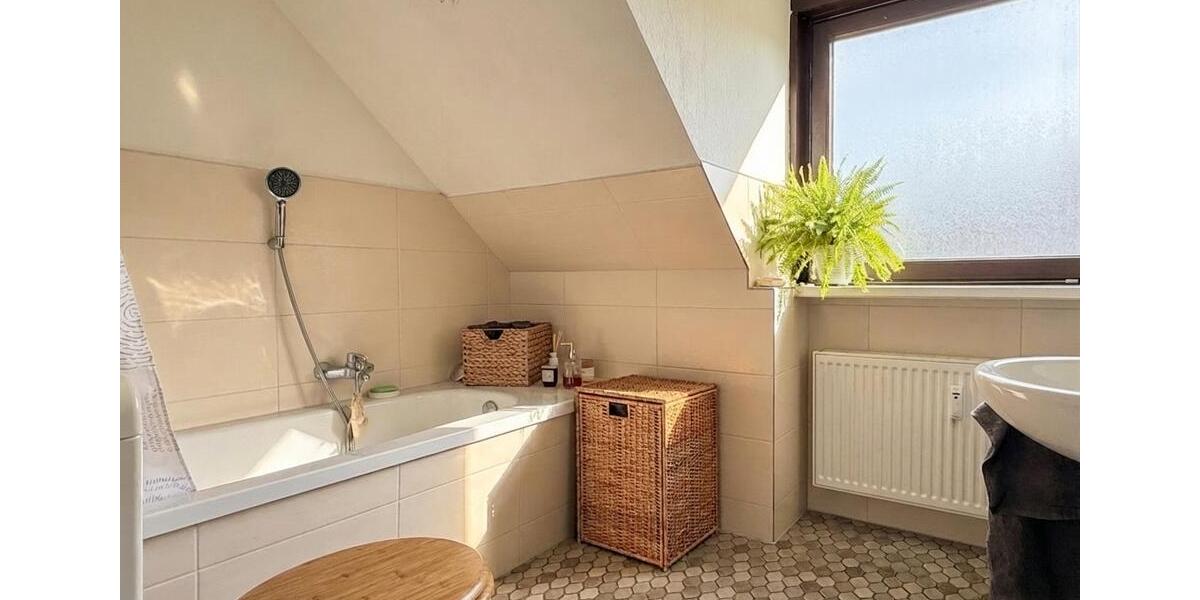 Dachgeschoßwohnung Buxtehude - 2 Zimmer, 54 m&sup2;, 460&euro; | Angebot:26039232