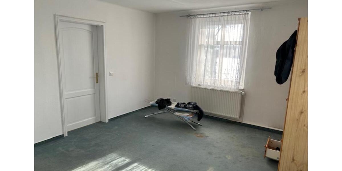 Villa Perleberg - 7 Zimmer, 200 m&sup2;, 295.000&euro; | Angebot:25175409