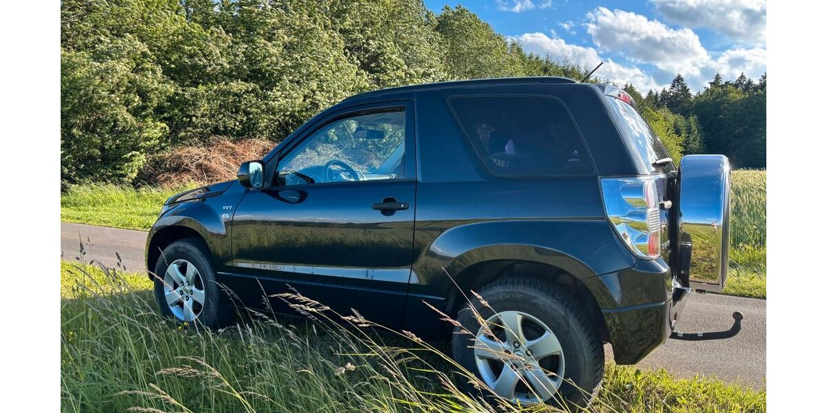 Suzuki Grand Vitara 101.000 km 4.300 &euro; Tirschenreuth 95643