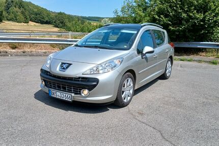 Peugeot 207 147.589 km 3.200 &euro; Thalfang 54424