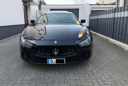 Maserati Ghibli 155.782 km 22.500 &euro; Düsseldorf 40223