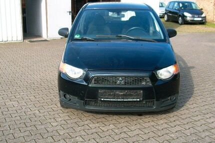 Mitsubishi Colt 303.600 km 1.999 &euro; Wiesbaden 65187