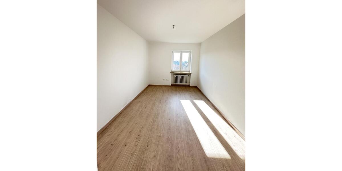 Etagenwohnung Waldmünchen - 4 Zimmer, 93 m&sup2;, 625&euro; | Angebot:26665961