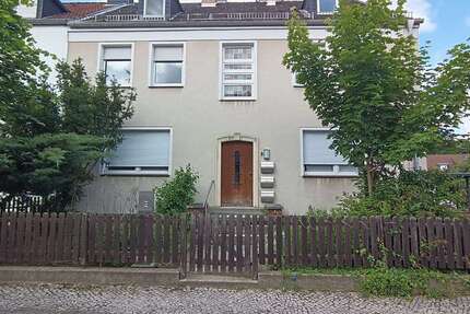 Wohnung Dessau-Roßlau Roßlau - 4 Zimmer, 95 m&sup2;, 600&euro; | Angebot:27316263