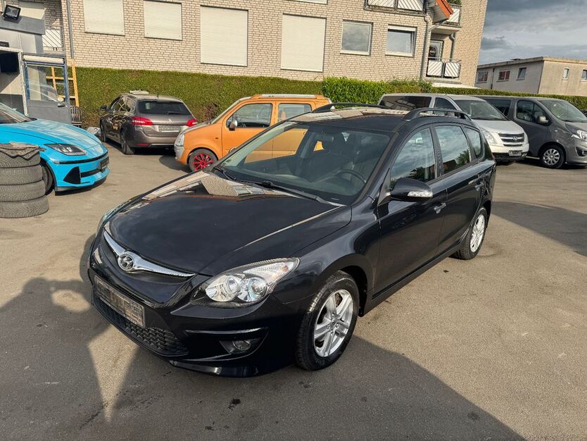 Hyundai i30 185.000 km 3.490 € Paderborn 33100