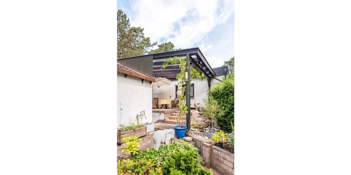 Einfamilienhaus Erlangen Alterlangen - 8 Zimmer, 330 m&sup2;, 1.395.000&euro; | Angebot:26429713
