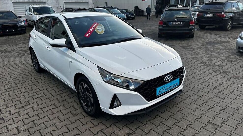 i20