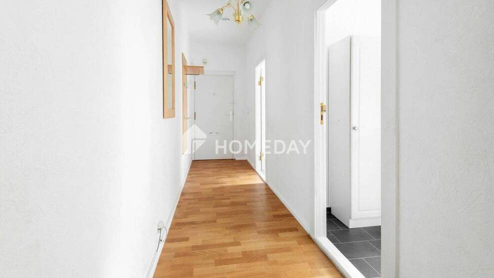 Bezugsfreie und gepflegte 3-Zimmer-Wohnung mit Loggia in ruhiger Lage