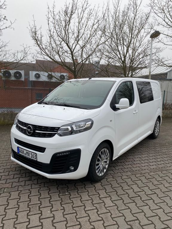 Opel Vivaro 197.000 km 15.555 € Berka v.d.Hainich 99826