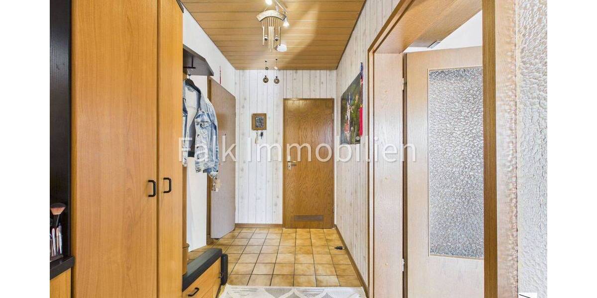 Etagenwohnung Brühl - 2 Zimmer, 78 m&sup2;, 215.000&euro; | Angebot:26246870