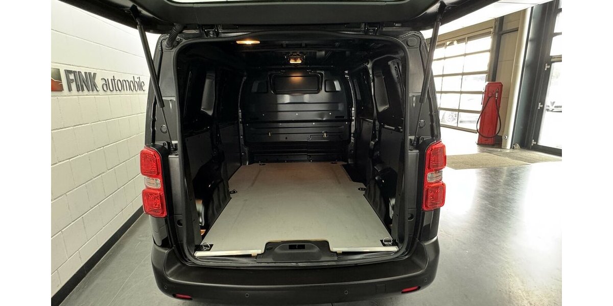 Opel Vivaro Cargo 1.5 D Edition M 1.Hand Sitzhzg 9.900 km 23.960 &euro; Lich 35423