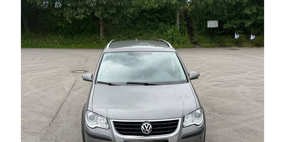 VW Touran 325.000 km 3.300 &euro; schwabsoien 86987