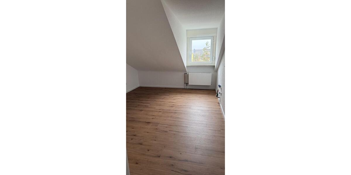 Etagenwohnung Neuwied - 3 Zimmer, 89 m&sup2;, 750&euro; | Angebot:25053901