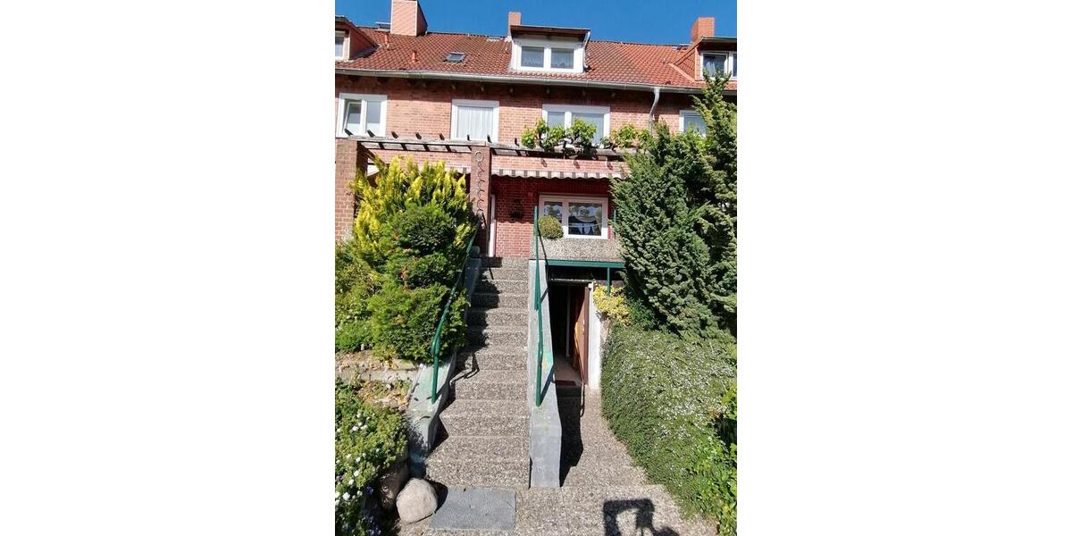 Reihenhaus Kiel Elmschenhagen - 6 Zimmer, 120 m&sup2;, 310.000&euro; | Angebot:27280592