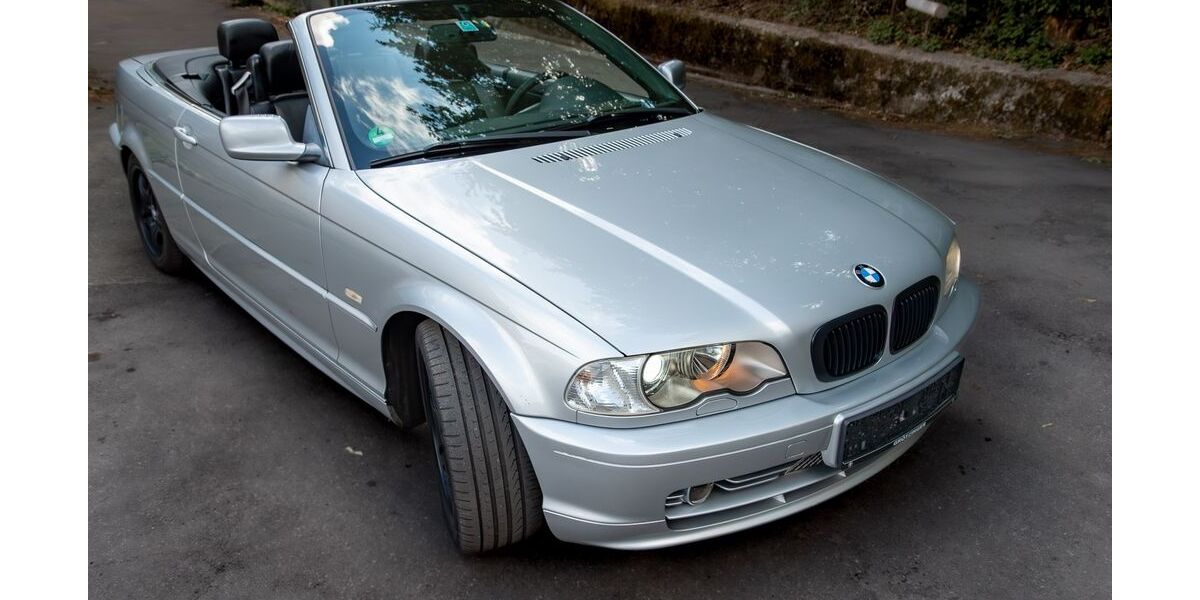 BMW 330 203.181 km 11.500 &euro; Michelbach 74544