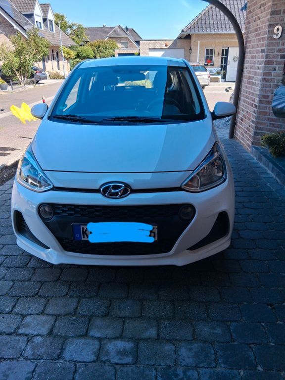 i10