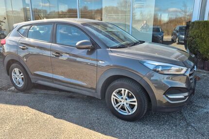 Hyundai TUCSON 125.665 km 10.990 &euro; Waren 17192
