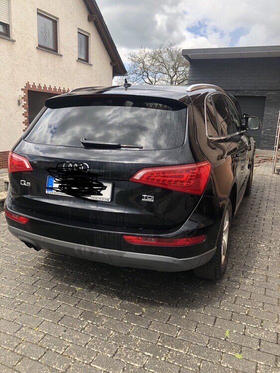 Audi Q5 270.000 km 9.500 € Herforst 54662