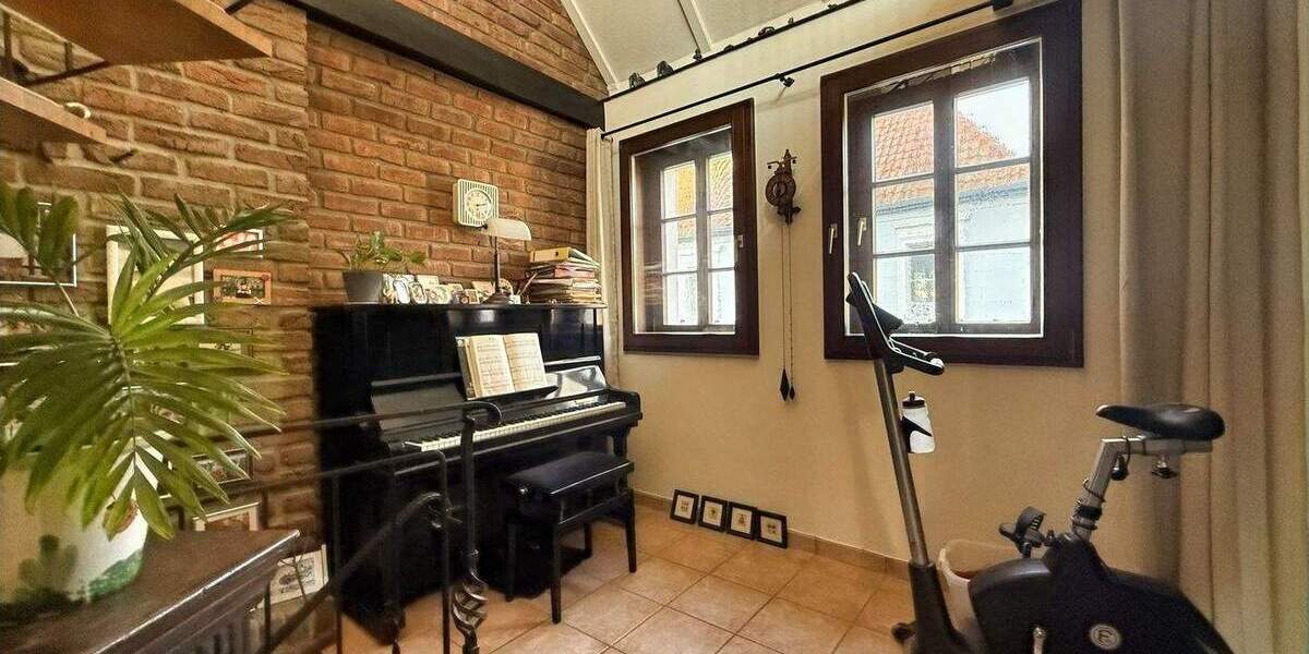 Reihenmittelhaus Krefeld Linn - 4 Zimmer, 153 m&sup2;, 465.000&euro; | Angebot:25940231