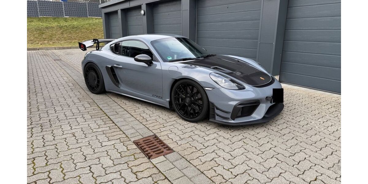 Porsche Cayman 13.000 km 179.000 € Bonn 53229