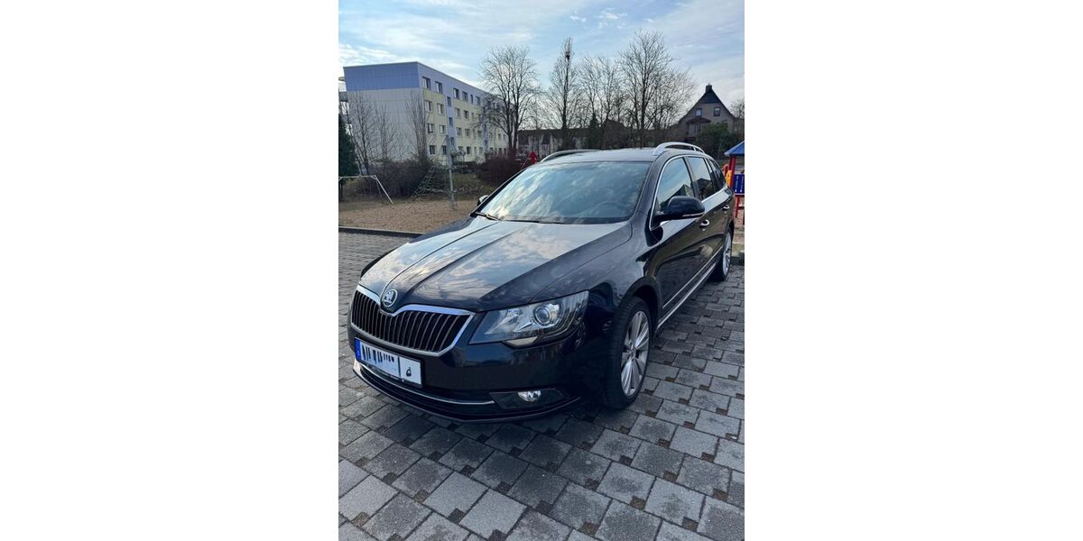 Skoda Superb 214.400 km 8.400 &euro; Boltenhagen 23946