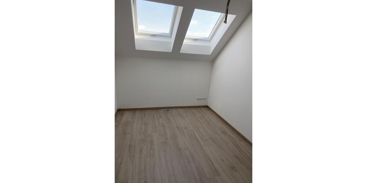 Doppelhaushälfte Bad Laasphe - 4.5 Zimmer, 109 m&sup2;, 379.000&euro; | Angebot:27264685