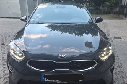 Kia ceed / Ceed 109.856 km 15.299 &euro; München 80939