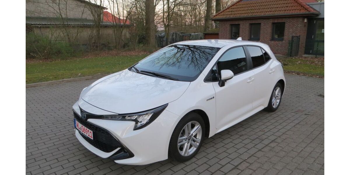 Toyota Corolla 37.000 km 18.990 &euro; Regesbostel 21649