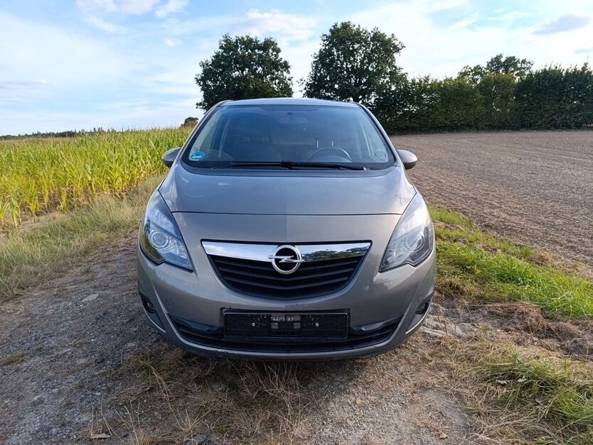 Opel Meriva 90.628 km 6.499 € Pronstorf 23820