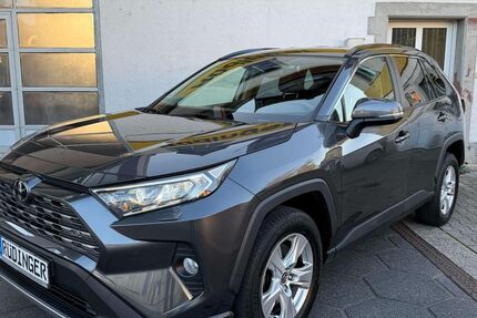 Toyota RAV 4 50.000 km 27.980 € Aglasterhausen 74858
