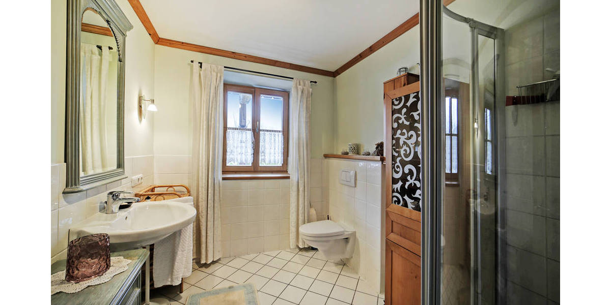 Einfamilienhaus Bad Tölz / Arzbach Arzbach - 5 Zimmer, 265 m&sup2;, 1.700.000&euro; | Angebot:26128830