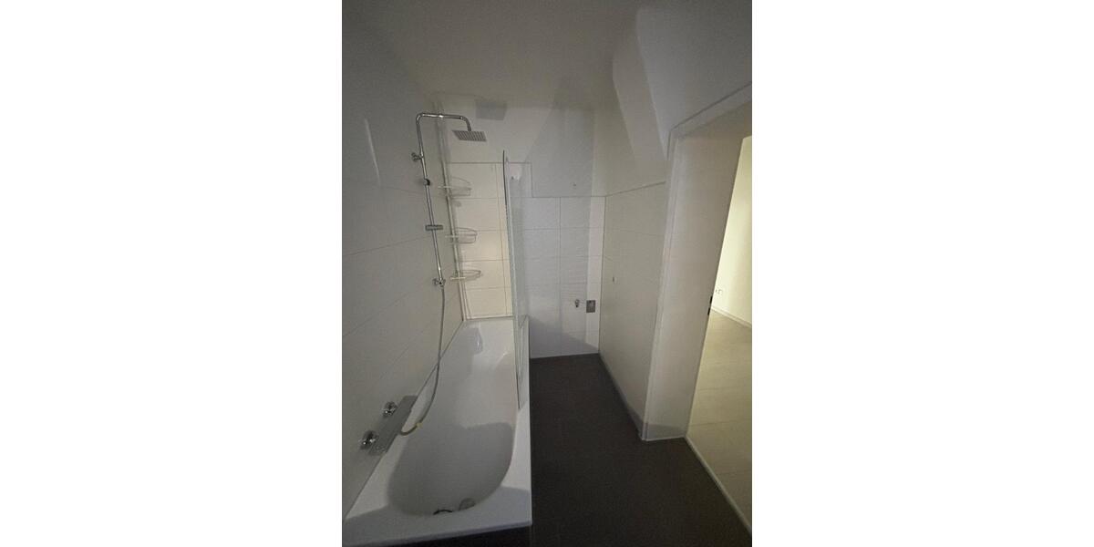 Erdgeschoßwohnung Demmin - 4 Zimmer, 92 m&sup2;, 598&euro; | Angebot:26194491