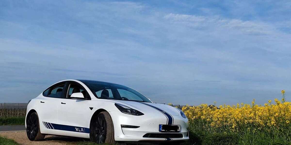 Tesla Model 3 68.964 km 32.299 &euro; Bergheim 50129