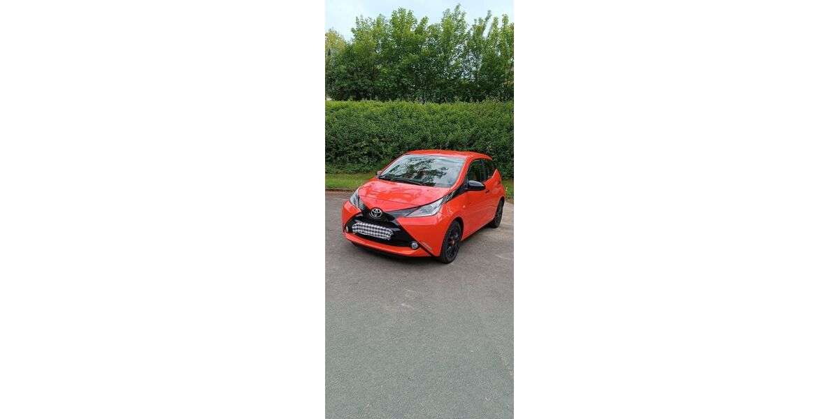 Toyota Aygo (X) 88.200 km 6.950 &euro; Hermeskeil 54411