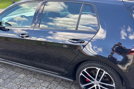 VW Golf 180.895 km 10.800 &euro; Demerath 54552