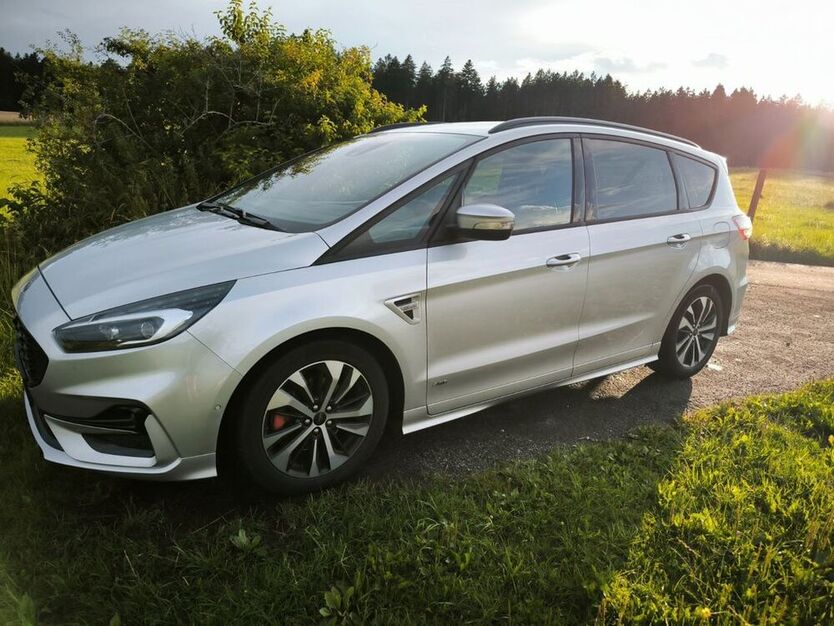 S-Max