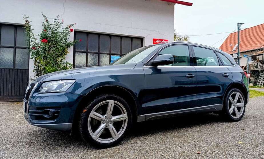 Audi Q5 3.0 TDI quattro Pano,Navi,AHK 199.800 km 12.800 € Wald-Glashütte 88639